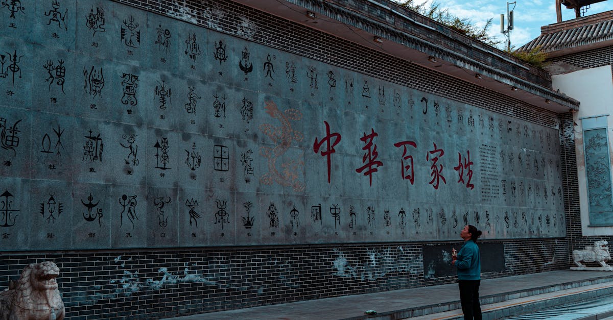 Découvrez les détails architecturaux d’avignon que vous ne regardez jamais